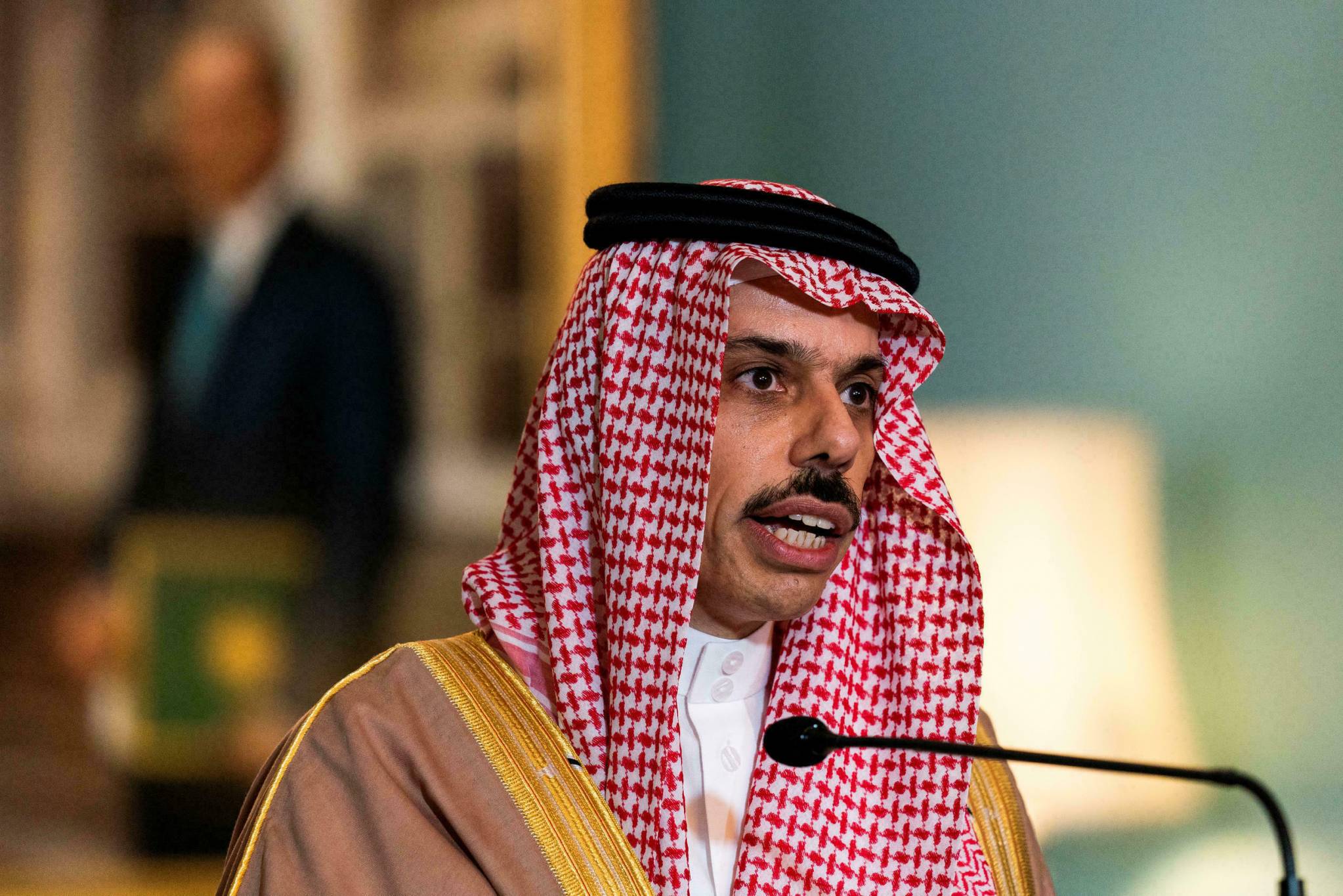 وزير الخارجية السعودي: 