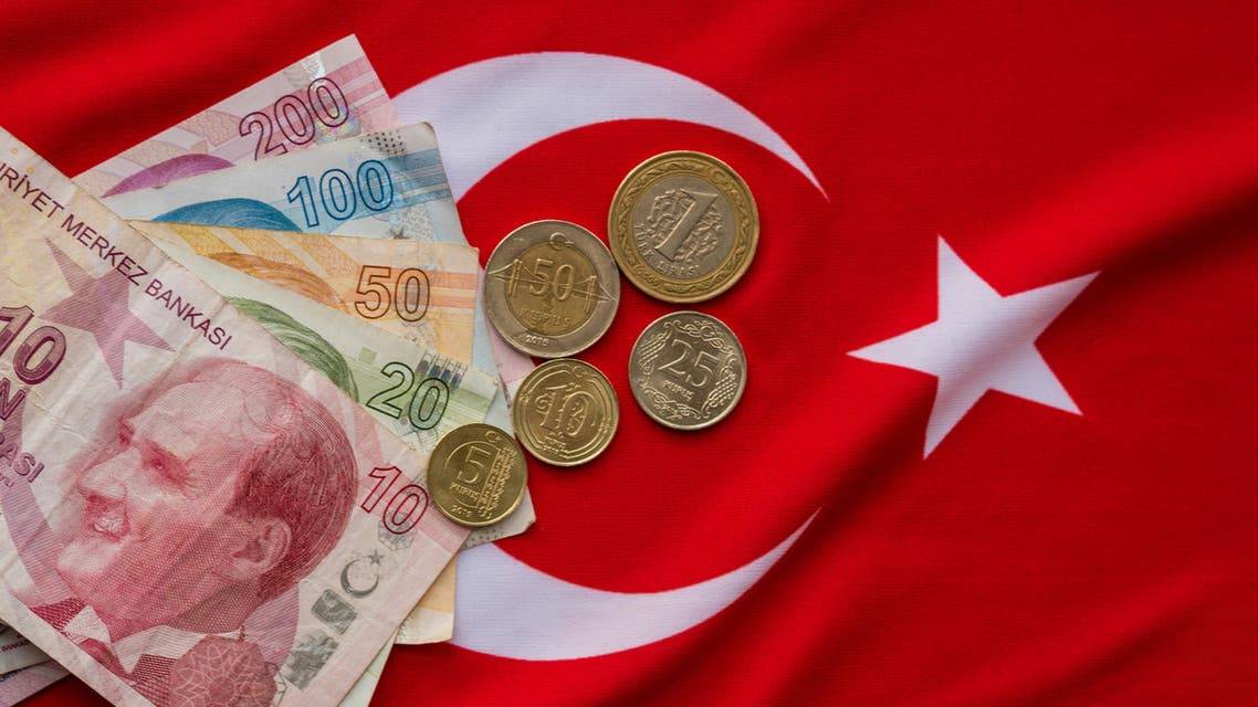 خبير اقتصادي يتوقع كارثة تتعلق بالليرة التركية نهاية العام الحالي
