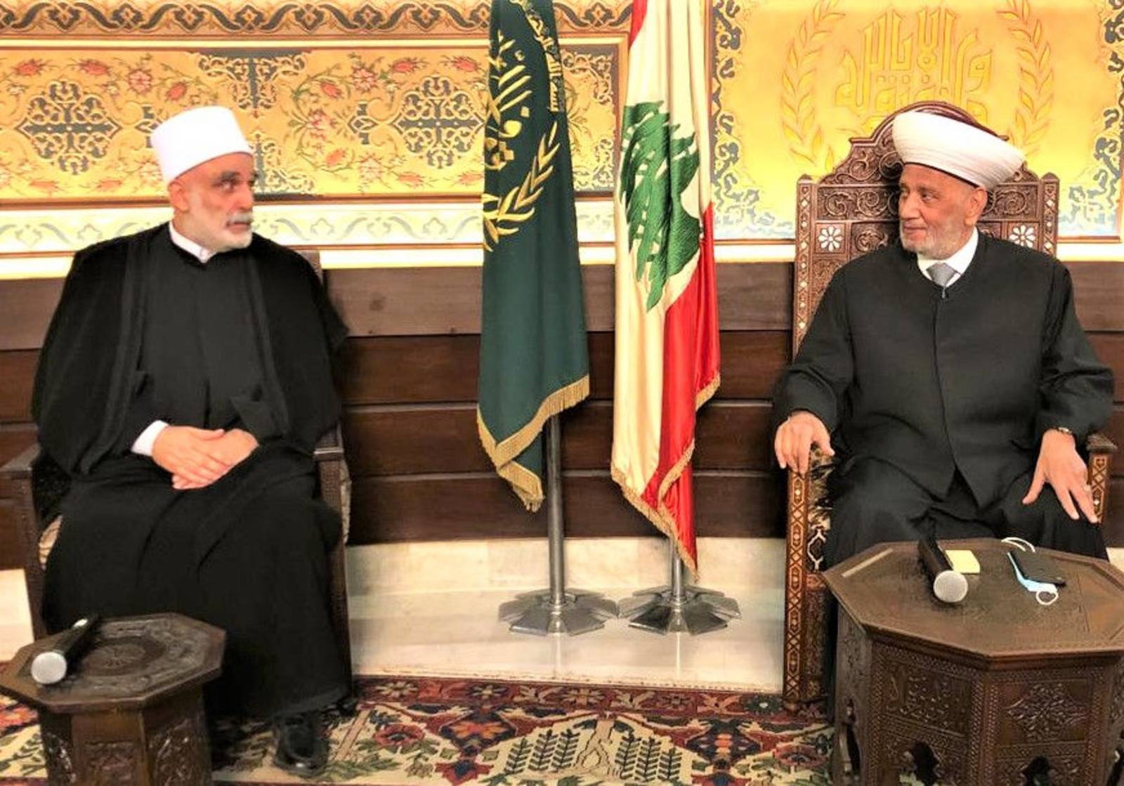 شيخ العقل في دار الفتوى.. وهذا ما بحثه مع دريان