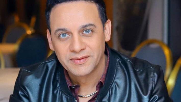 مصطفى قمر يفاجىء جمهوره!