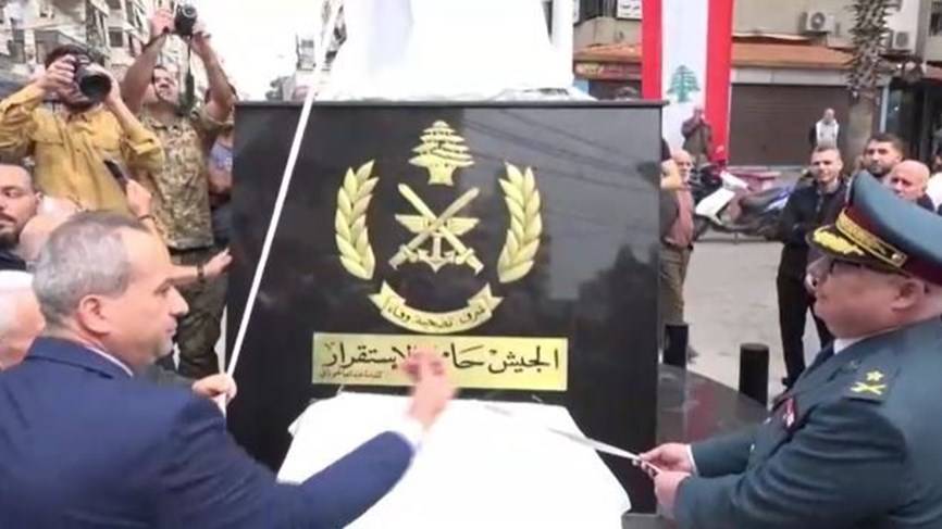 برعاية قائد الجيش..  احتفال في جبل محسن لازاحة الستار عن نصب الجيش وضريح الشهداء