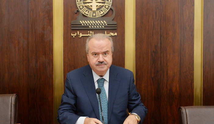 جولة لوزير البئة في الطريق الجديدة