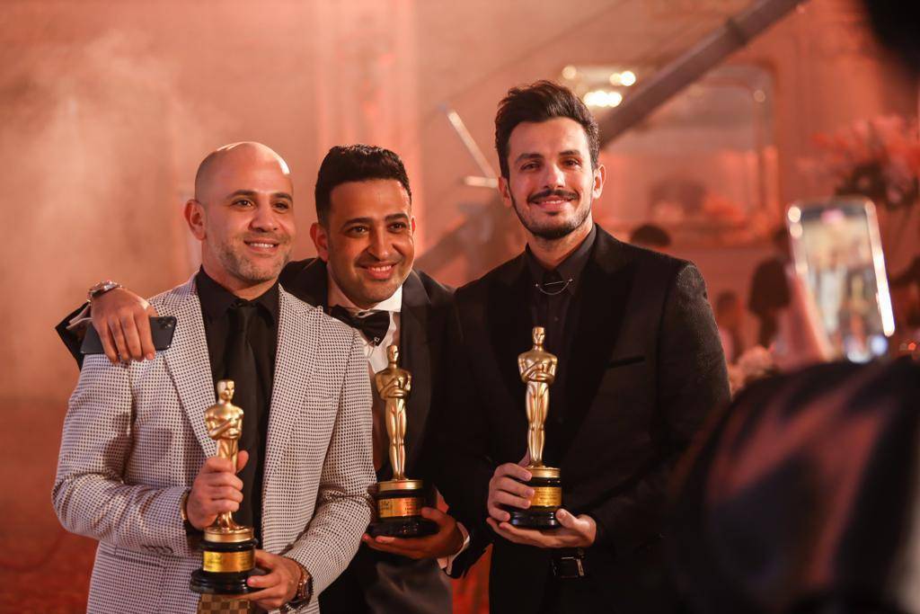 بالصور: تكريم رموز الفن والإعلام بمهرجان نجم العرب