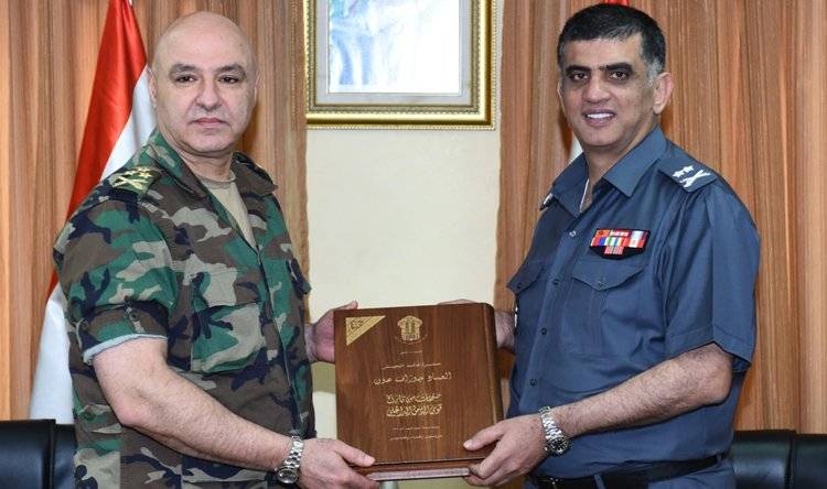 مصدر قضائي : قائد الجيش واللواء عثمان
يتصديان لطلبات التسريح... الامن مضبوط
