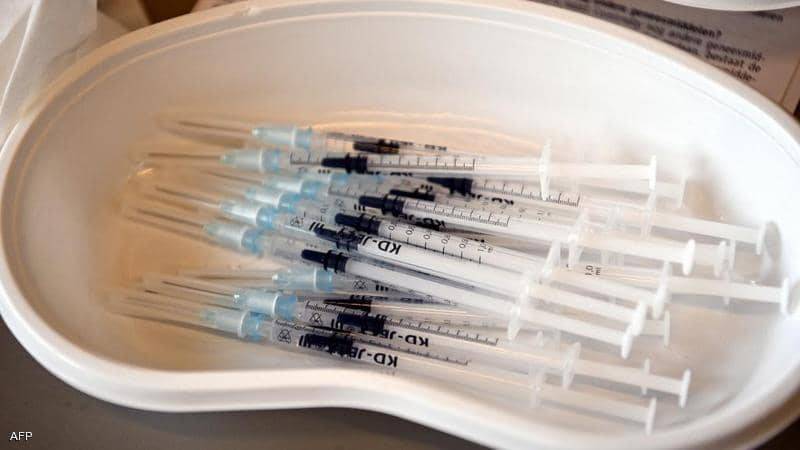 الصحة العالمية: اللقاحات تقلل عدوى كورونا بنسبة 40 بالمئة