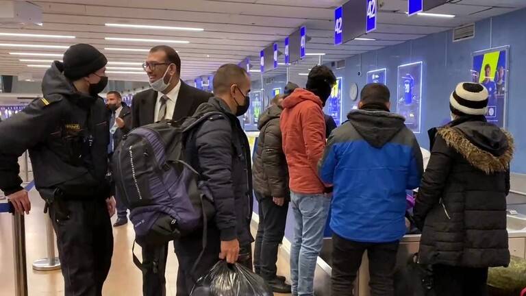 تسيير رحلات استثنائية من مطار بغداد الى مينسك لإجلاء العراقيين