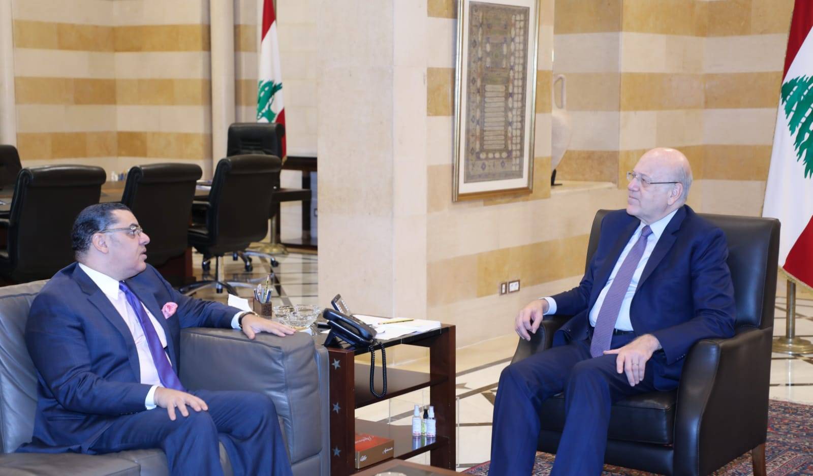العلاقات الثنائية بين لبنان ومصر يناقشها ميقاتي وسفير مصر