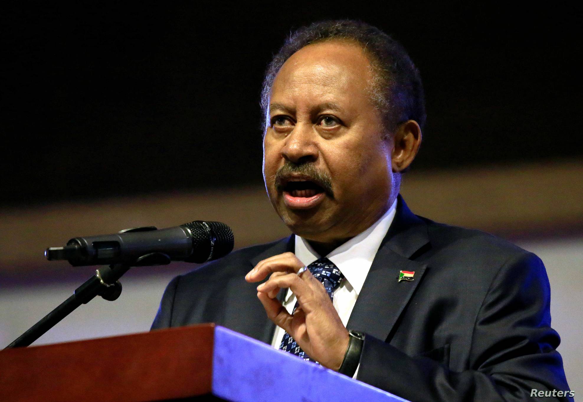 رئيس الوزراء السودان: من الضروري حماية حق المتظاهرين في التعبير السلمي