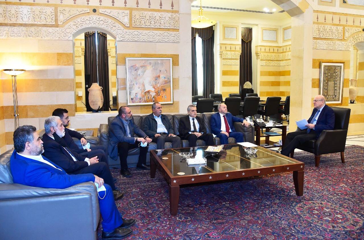 الشؤون العمالية حضرت وغابت الكمامات في اجتماع ميقاتي مع وفد الاتحاد العمالي العام