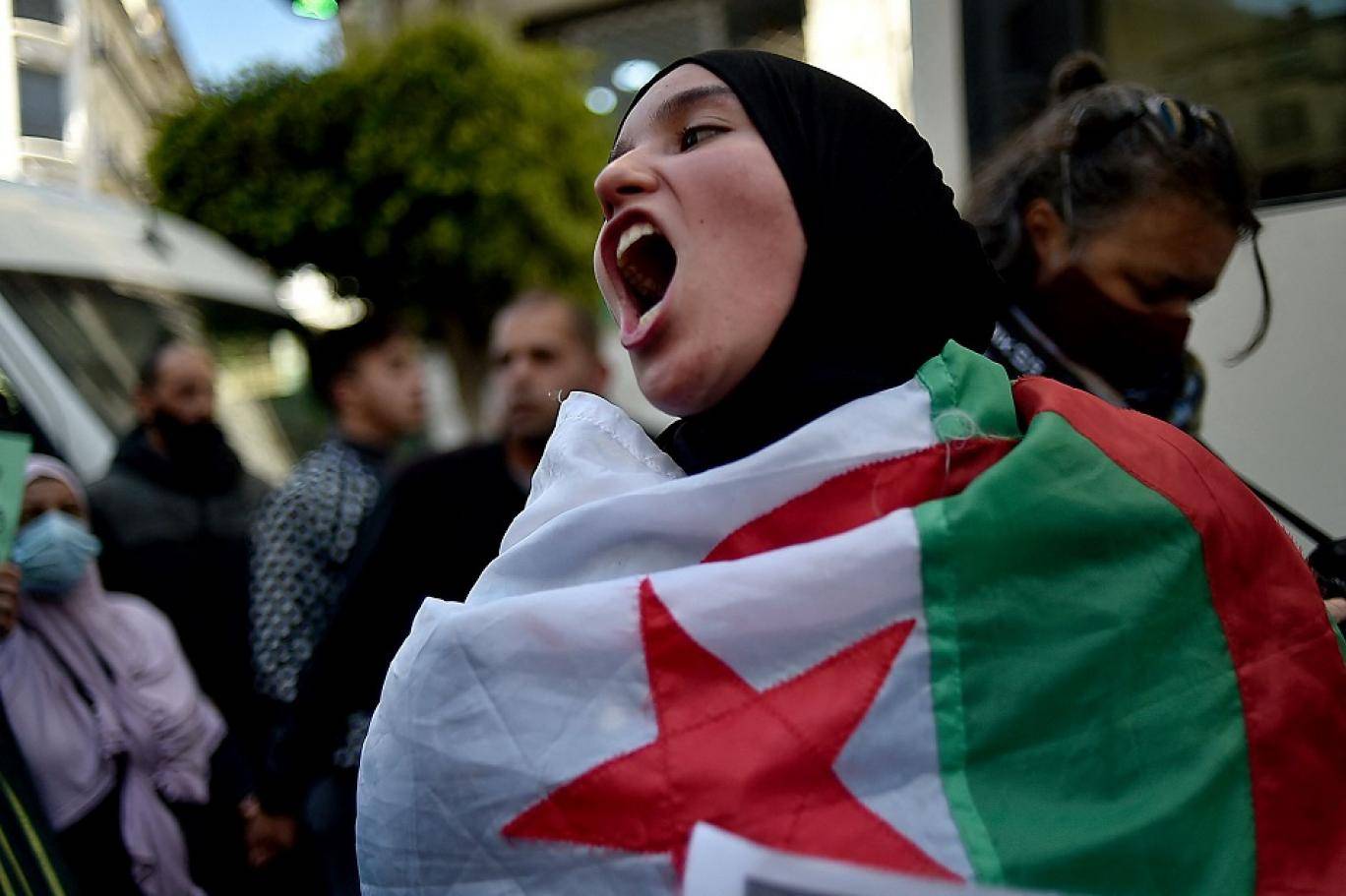 الجزائر.. تراجع غير مسبوق للإسلاميين في الانتخابات المحلية