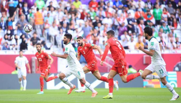 كأس العرب لكرة القدم: تعادل سلبي بين العراق والبحرين