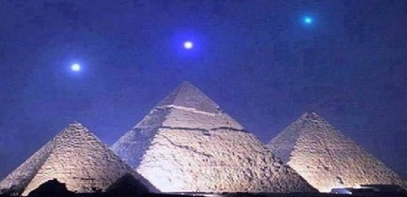اصطفاف الكواكب فوق الأهرامات.. حقيقة أم فبركة؟