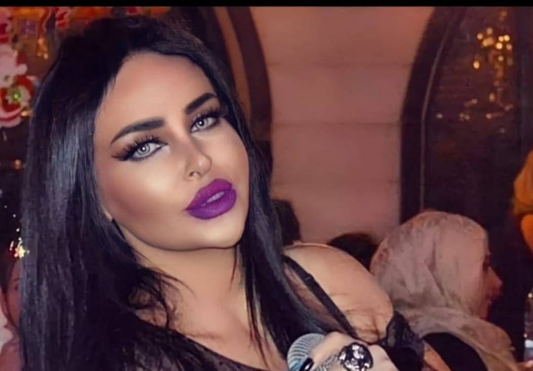 ألين عبود سلسلة حفلات خارج لبنان تتكلل بالنجاح
