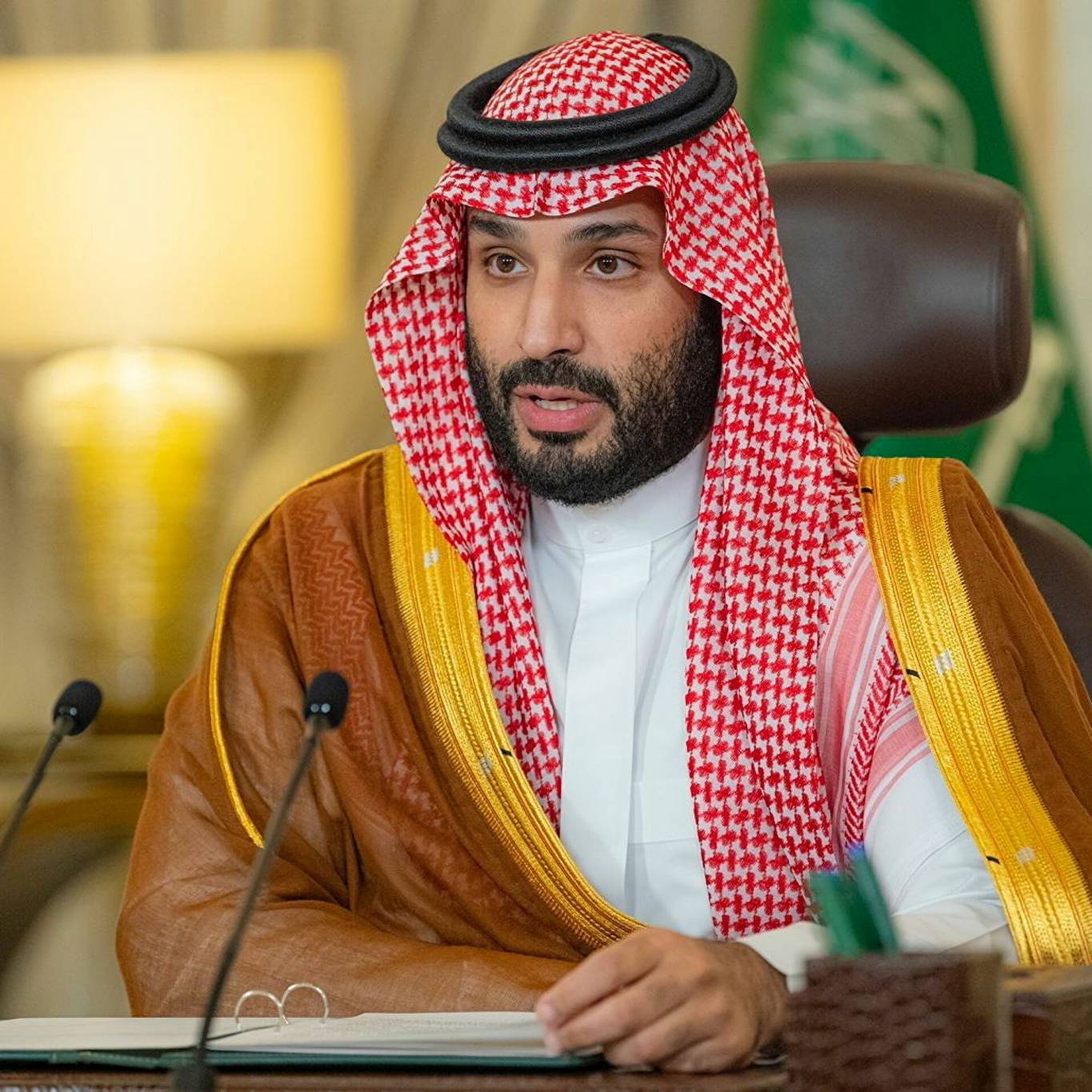 ولي العهد السعودي يبدأ جولة خليجية