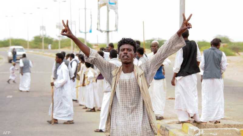 السودان.. قبائل البجا تتراجع وتمهل الحكومة