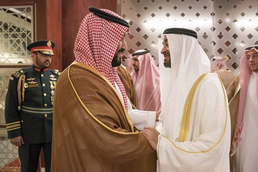 وصول بن سلمان إلى أبو ظبي في زيارة رسمية
