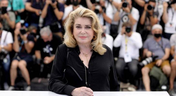 مهرجان البحر الأحمر السينمائي يكرّم كاترين دونوف