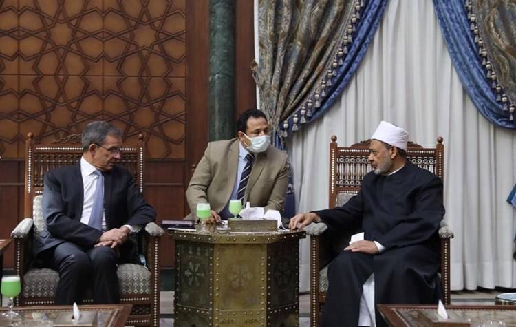 الأزهر: الغرب يستفز الشرقيين