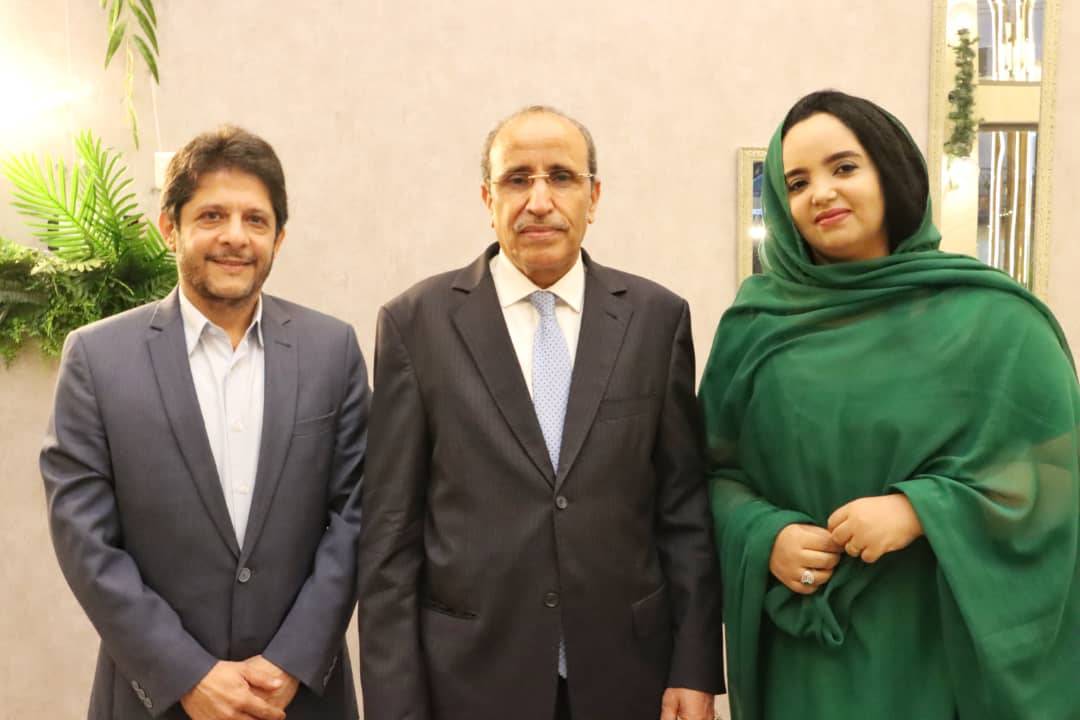 معين شريف يكرم في ابيدجان بحضور هذا السفير