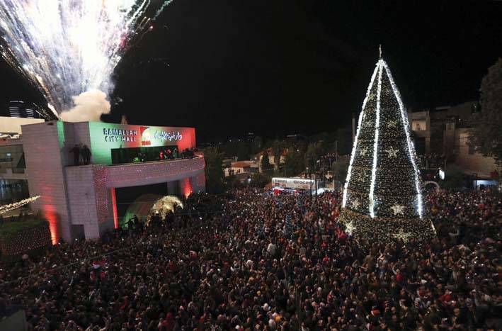 استشهاد فتى فلسطيني بعد دهسه جندياً «إسرائيلياً» في الضفّة
«إسرائيل» تعلن إقامة 473 وحدة في القدس.. وتهدم منازلاً