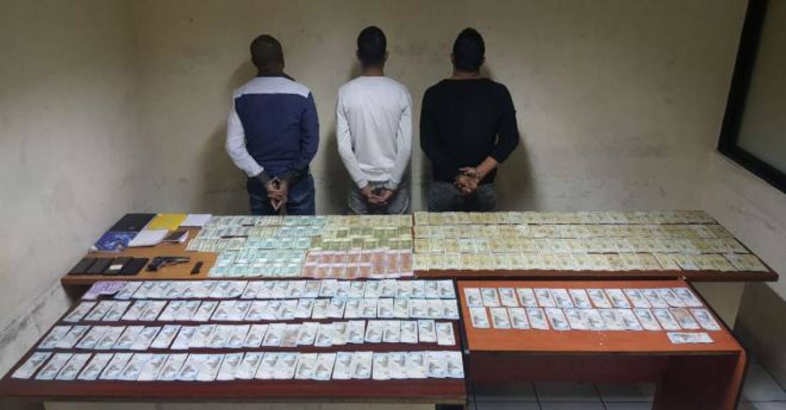 تفكيك شبكة تنشط بتهريب الأشخاص بين لبنان وسوريا