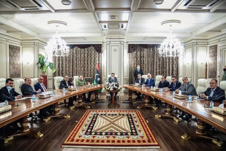 ليبيا تسعى لاسترداد ثروة القذافي