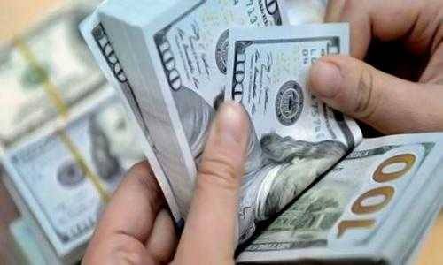 كيف علقت السفارة الأميركية على أزمة ورقة الـ 100 دولار؟