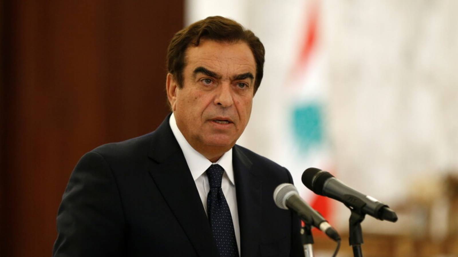 قرداحي: انا عاطل عن العمل ومستعد للعودة!