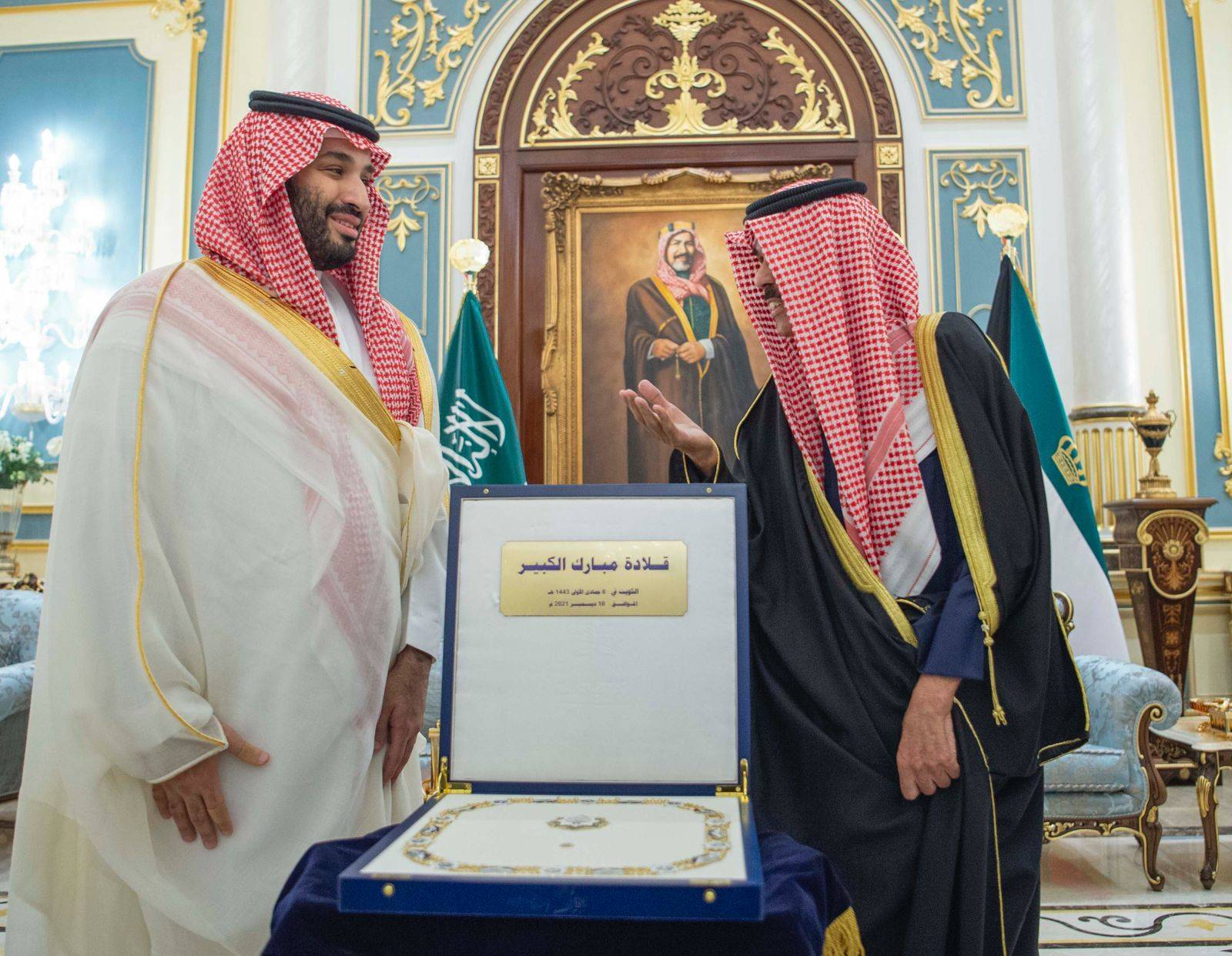 بن سلمان في الكويت قادما من البحرين.. "لحصر السلاح في لبنان بيد الشرعية"