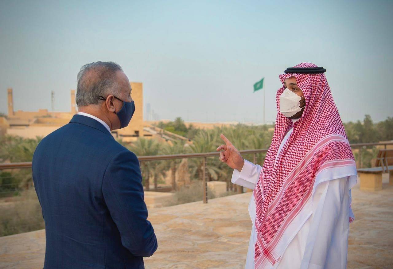 "الإعتداء الآثم"... إتصالٌ هاتفي بين بن سلمان والكاظمي!
