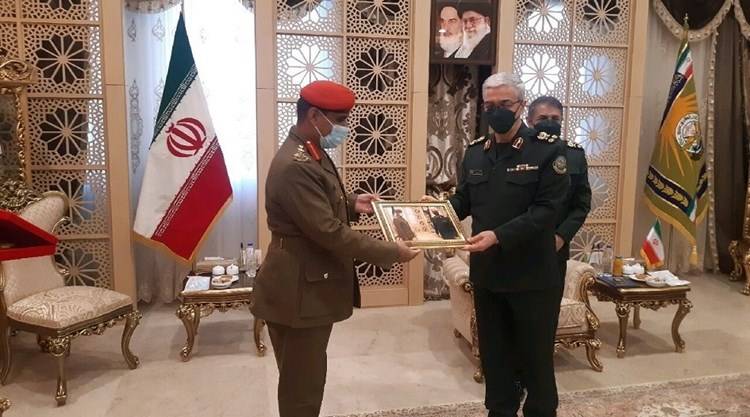 في مجال مكافحة الإرهاب 
باقري: مستعدون لتقديم خبراتنا لعُمان