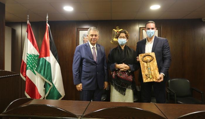 كرّم مُمثلة "اليونيسيف" لانتهاء مهامها
دبور: الفلسطينيّون مُتمسّكون بحق العودة