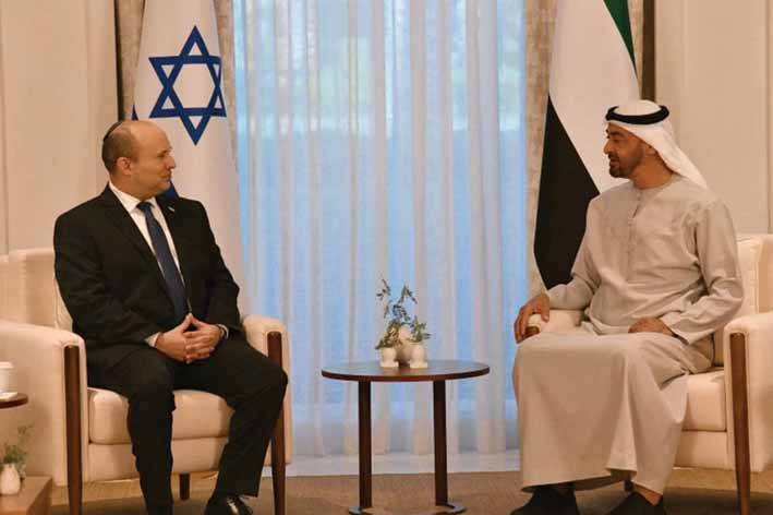 بن زايد وبينيت يتفقان على تعزيز التعاون بين الإمارات وإسرائيل