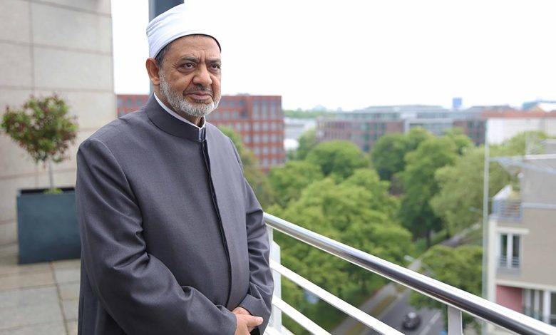 شيخ الأزهر يحذّر من أزمة جديدة