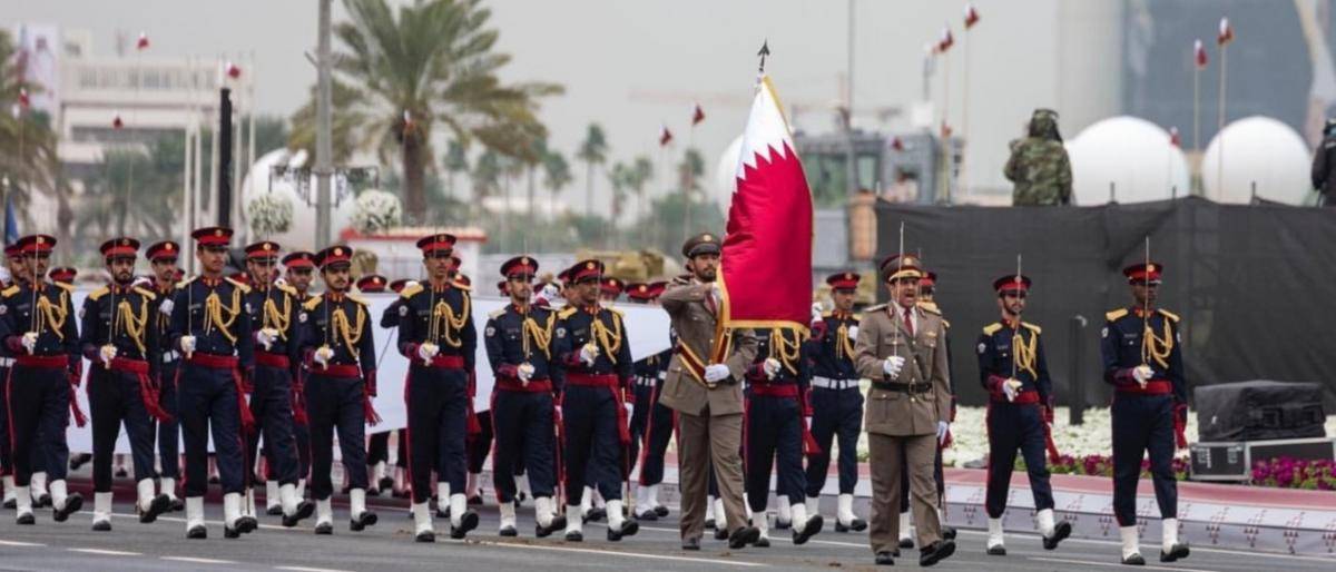 احتفالا باليوم الوطني
أمير قطر يشهد فعاليات المسير الوطني