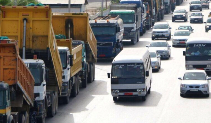 إعادة فتح الطرقات المقطوعة