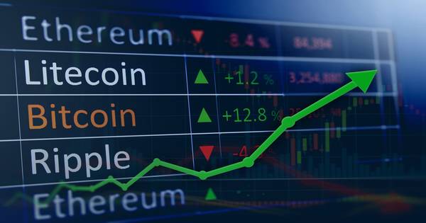 رجل يناشد خبراء "ناسا" بشأن عملات "بيتكوين"