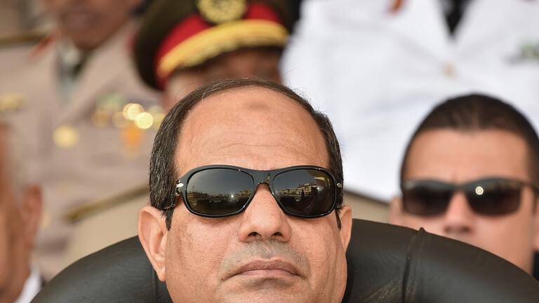 السيسي يوجه بترميم مساجد آل البيت