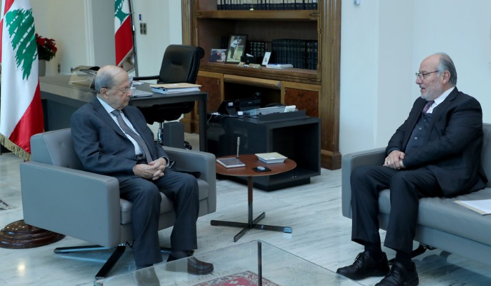 رئيس الجمهوريّة عرض مع الحلبي الأوضاع التربويّة 
وطلب من الأبيض إعادة فتح قسم "كورونا" في مستشفى الهراوي