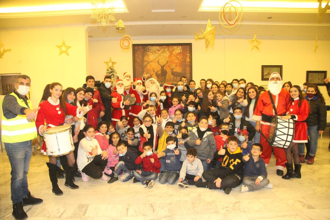 حركة شباب الشرق تحتفل بالميلاد مع طلاب المدرسة الانجيلية الأرمنية عنجر