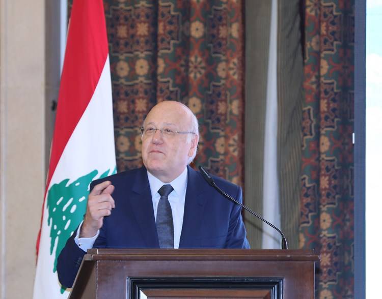 "لا أقايض عقد مجلس الوزراء بأي تسوية".. ميقاتي عن سلامة: بالحرب ما فيك تغير ضباطك