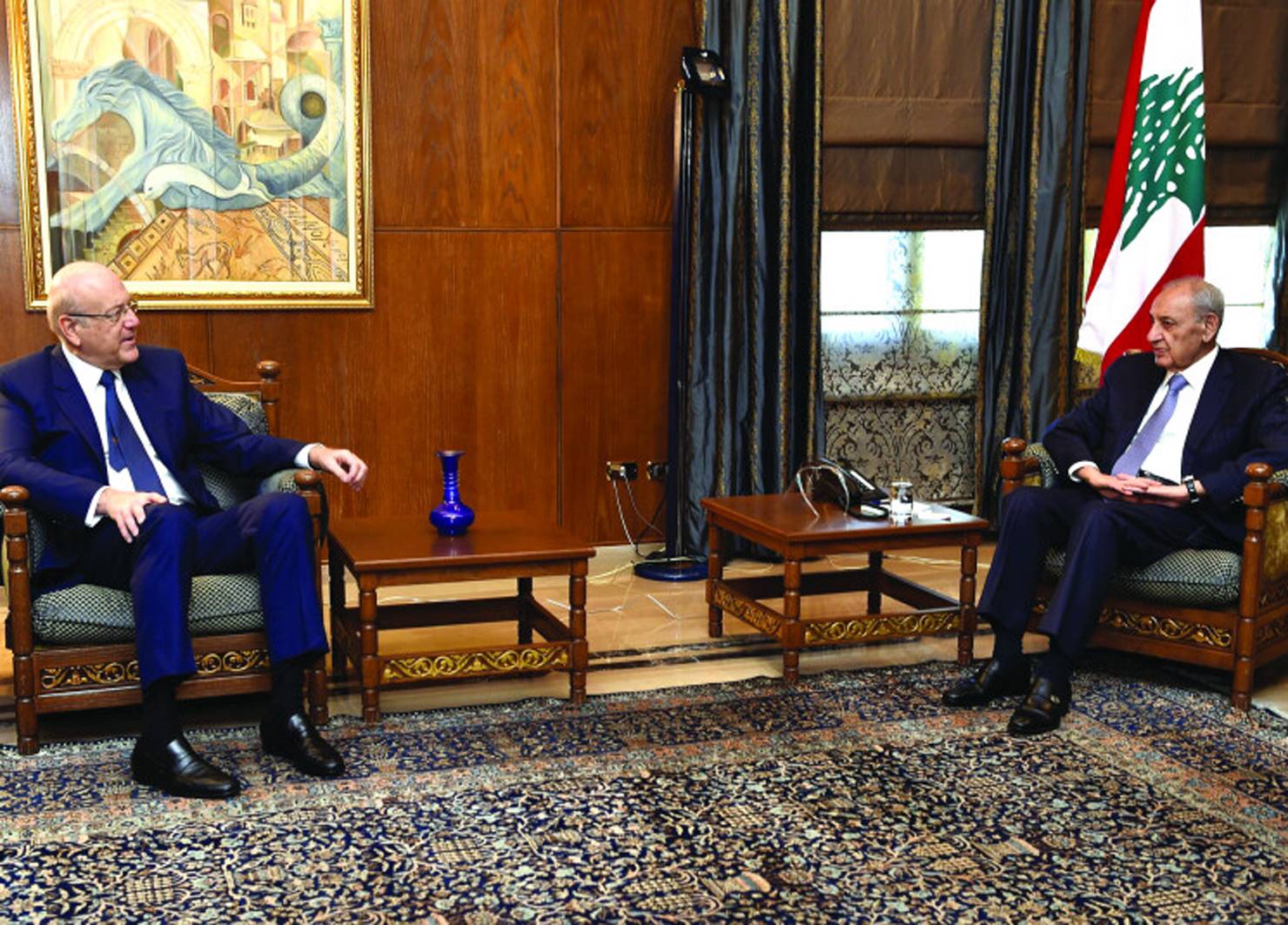 «الديار» تكشف عن حصول لقاء بين جبران باسيل ووفيق صفا
تعطيل التسوية اتى بعد لقاء عين التينة بين بري وميقاتي