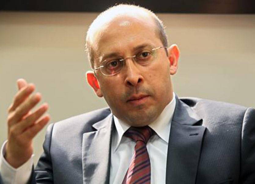 آلان عون: هذا الخبر عارٍ عن الصحة
