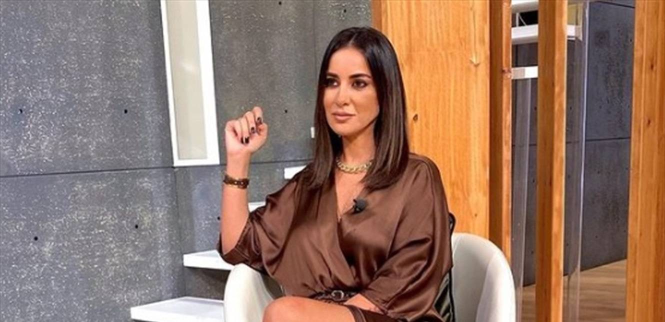 بالصورة- لمن قالت إعلامية الـ"أم تي في" "العمى بقلبك؟"