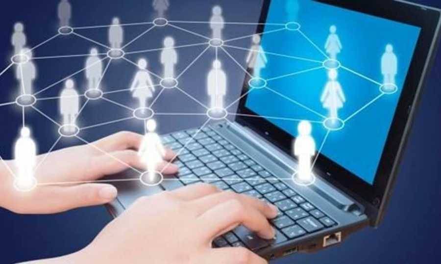 بيان لـ "الاتصالات" حول مضاعفة سرعة الإنترنت