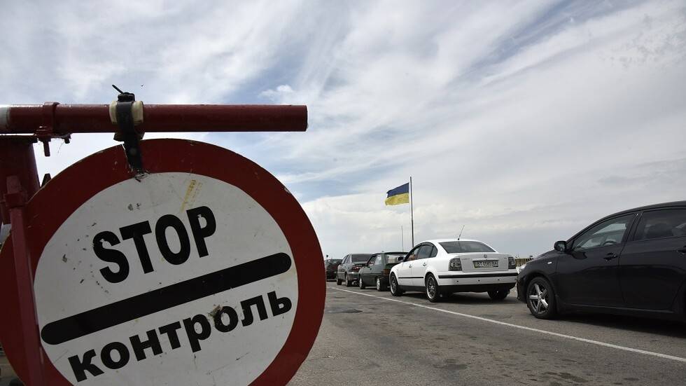 أوكرانيا تغلق موانئها أمام السفن الروسية