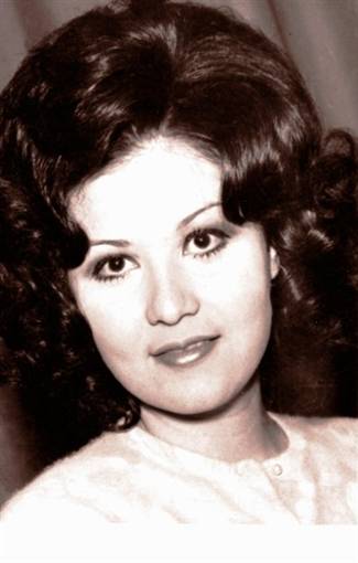 رحيل الاعلامية المصرية القديرة عزة الأتربي