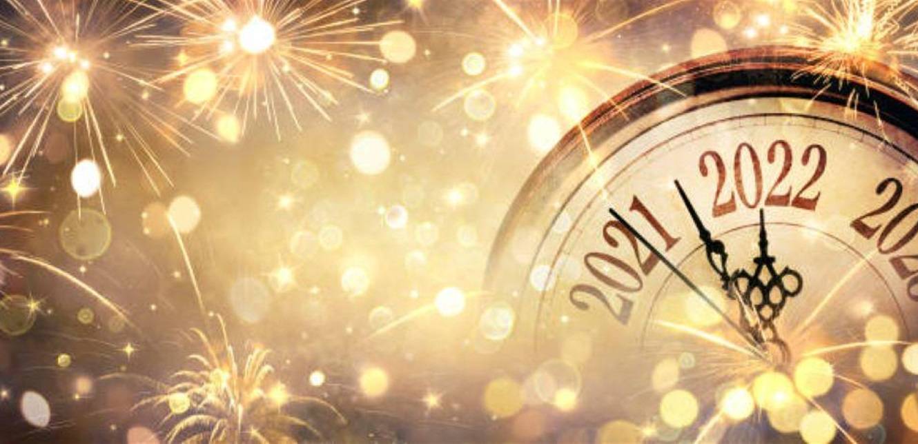 توقعات جديدة.. ماذا يحمل العام 2022 للابراج؟