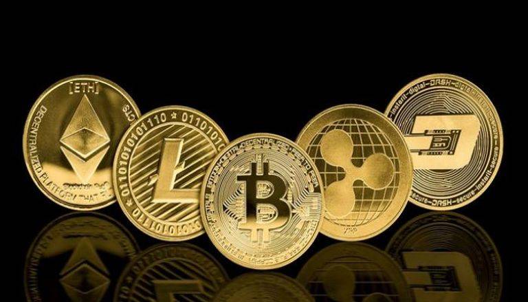 أسعار العملات الرقمية.. بيتكوين تعوض خسائرها أول أيام العام الجديد