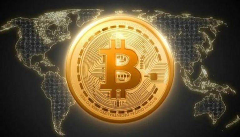 أسعار العملات الرقمية اليوم.. بيتكوين تودع 2021 بضعف قيمتها